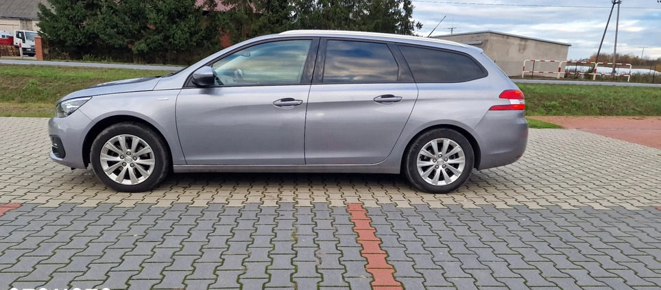 Peugeot 308 cena 52900 przebieg: 52500, rok produkcji 2019 z Poznań małe 106